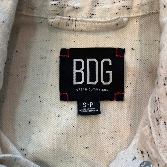 Urban Outfitters BDG White Heathered Denim Jacket Size Small Black Confetti - Picture 3 of 6